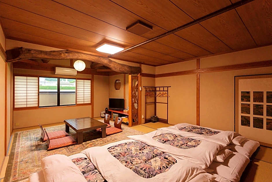 Yufuin Ryokan Nogiku