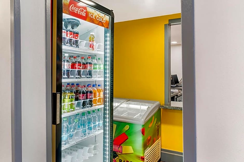 Comfort Inn & Suites El Paso I-10 Airport Area