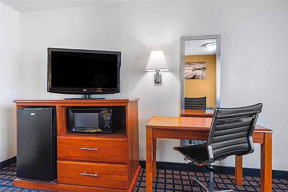 Best Western Palestine Inn