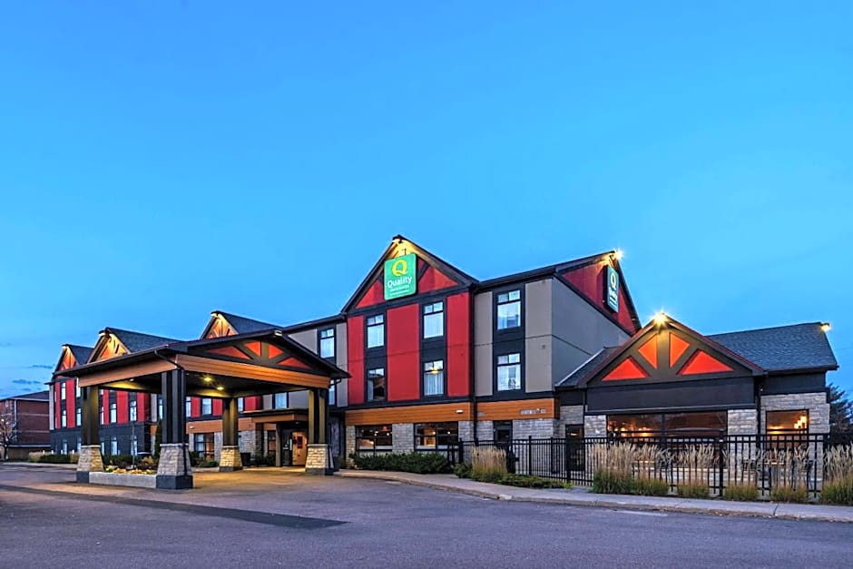 Quality Inn & Suites Petawawa