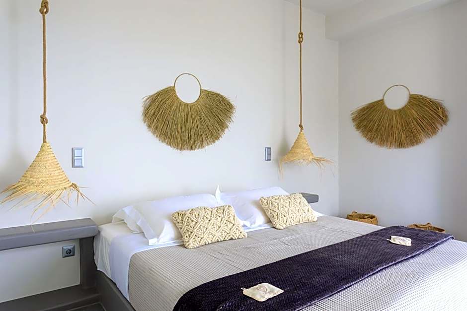 Iliades Luxury Boutique Suites