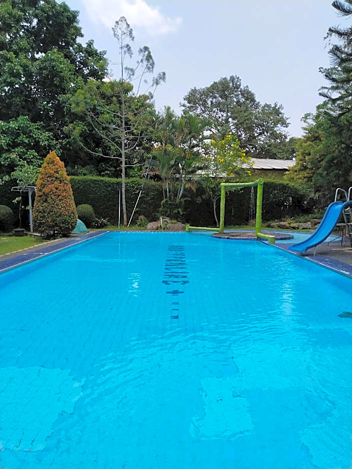 The Garden Family Guest House