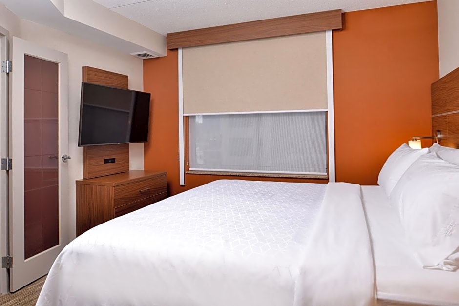 Holiday Inn Express & Suites Buffalo Downtown By IHG