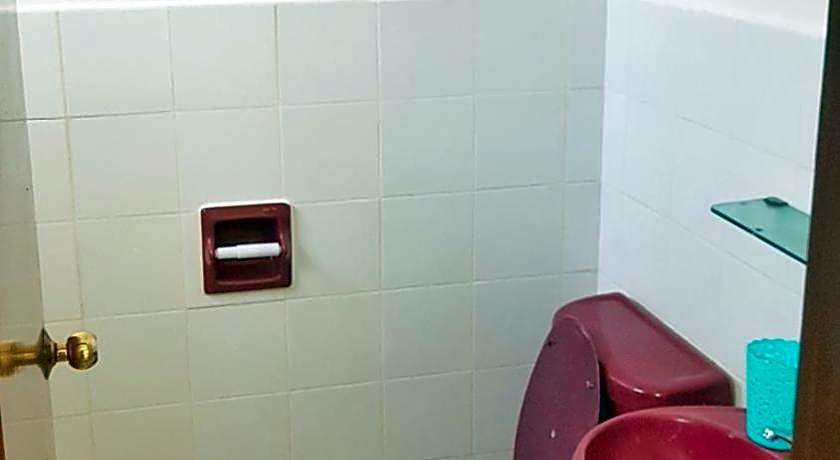 WHITE BEACH GUEST HOUSE