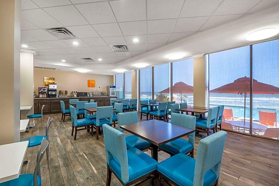 Comfort Inn & Suites Daytona Beach Oceanfront
