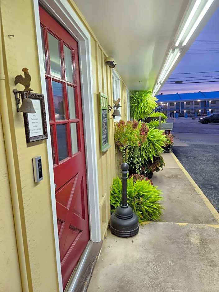 Homestead Motel