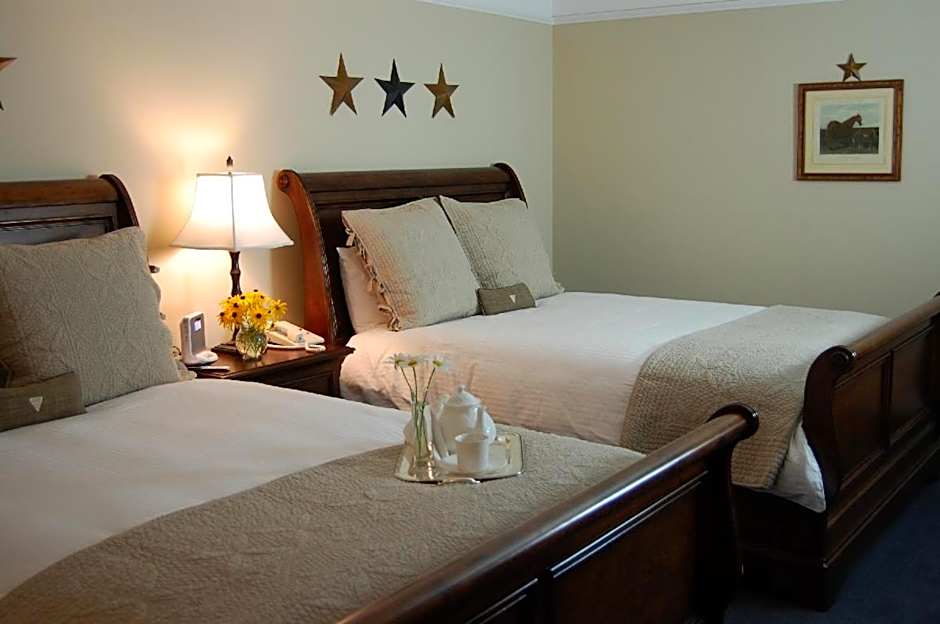 Simsbury Inn