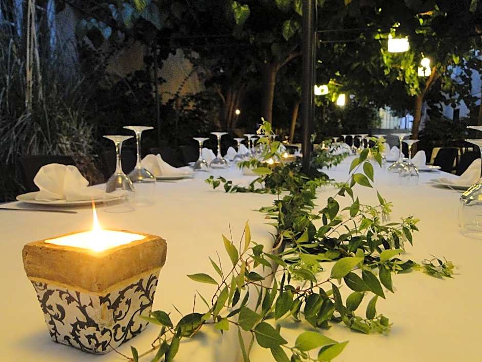 Hotel Restaurant Llansola