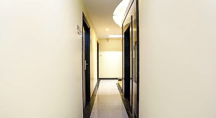 FabHotel Shubhangan - Nr. Bandra