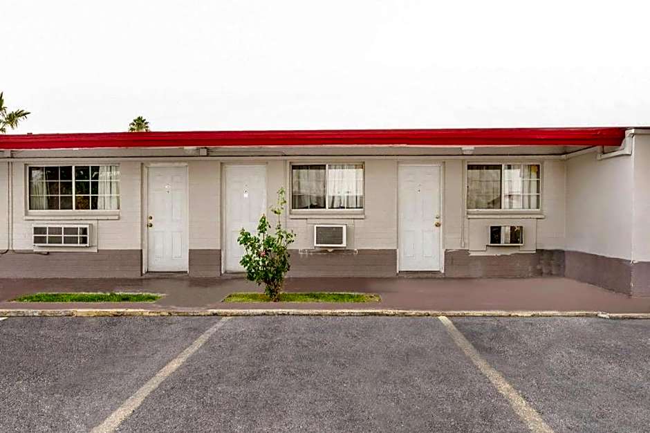 OYO Gateway Motel Las Vegas North Strip/Fremont St. Area