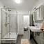 Modern Central City Rooms
