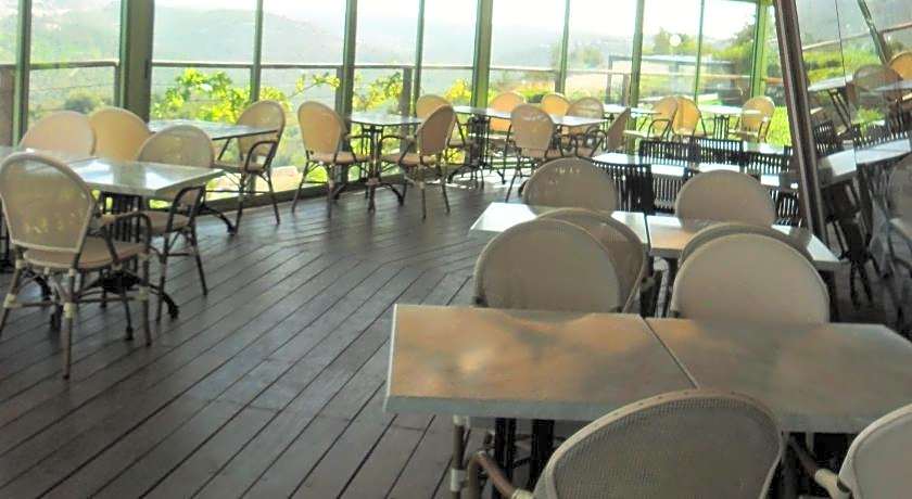 Shoresh Green Hills Hotel