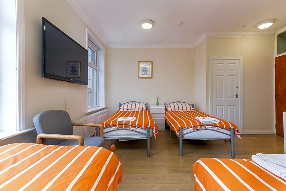 Brecks Hotel – Blackpool