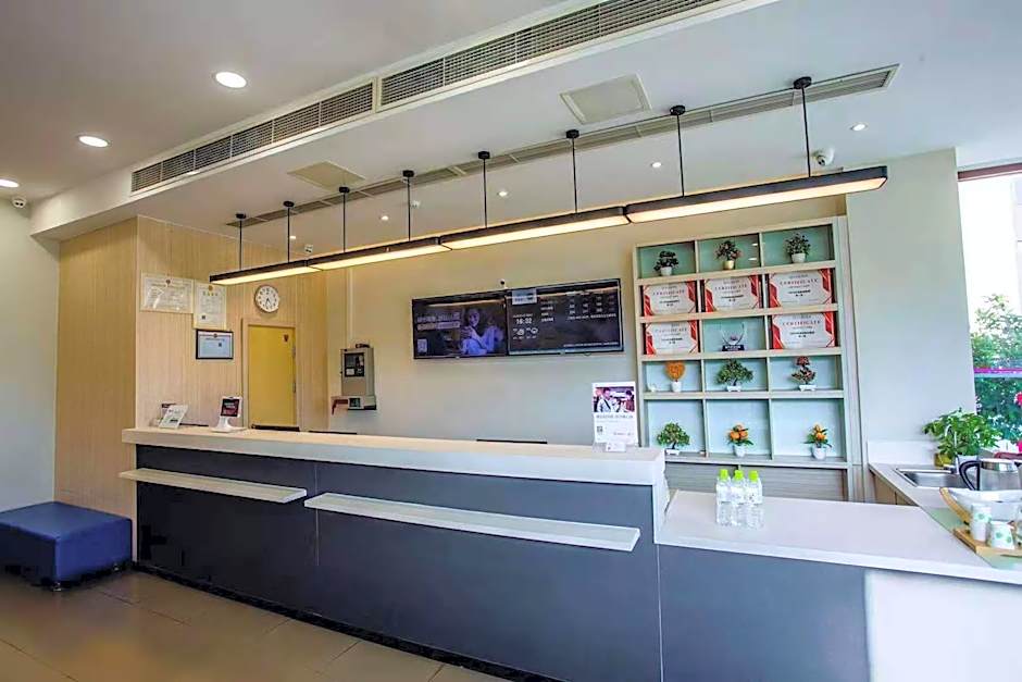 Hanting Hotel Pingdu Tongniu Plaza – Pingdu, Qingdao, WV