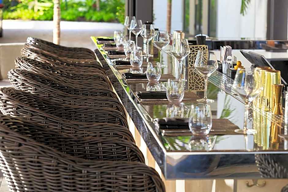 Renaissance by Marriott Boca Raton Hotel