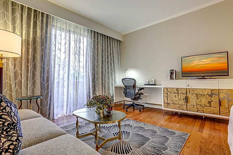 Avenue of the Arts Costa Mesa, a Tribute Portfolio Hotel