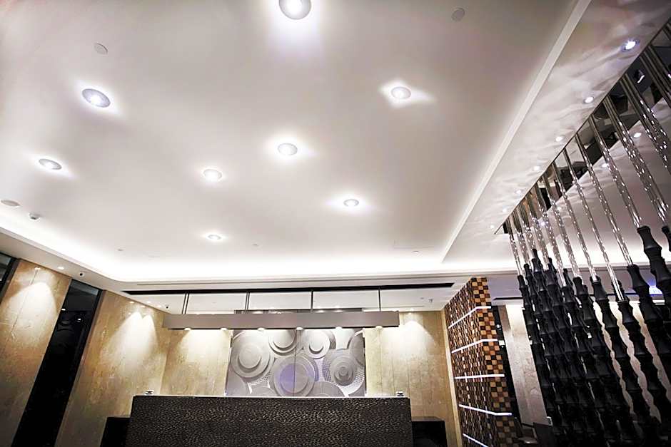 Royal Group Hotel Minghua Branch