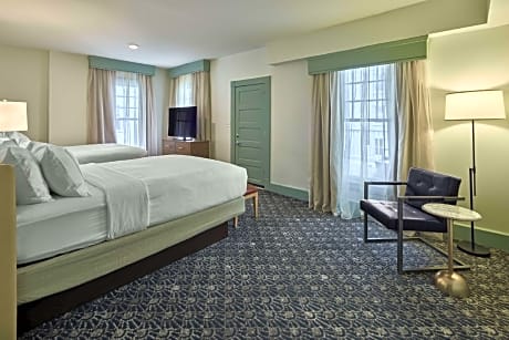 Superior 2 Queens With Balcony