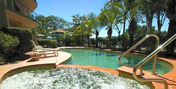 The Esplanade Riverview Holiday Apartments