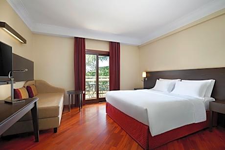 King Room with Sofa Bed and Balcony