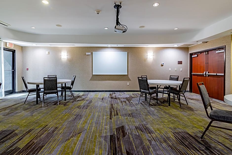 Courtyard by Marriott Brunswick