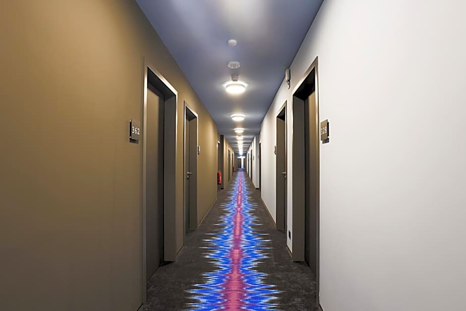 Holiday Inn - the niu, Wave Karlsruhe Oststadt By IHG