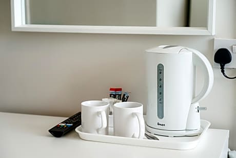 Family Room (3 Adults)