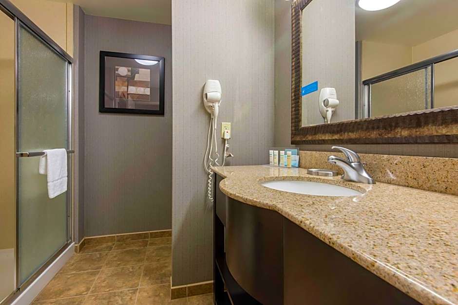 Hampton Inn By Hilton Meadville