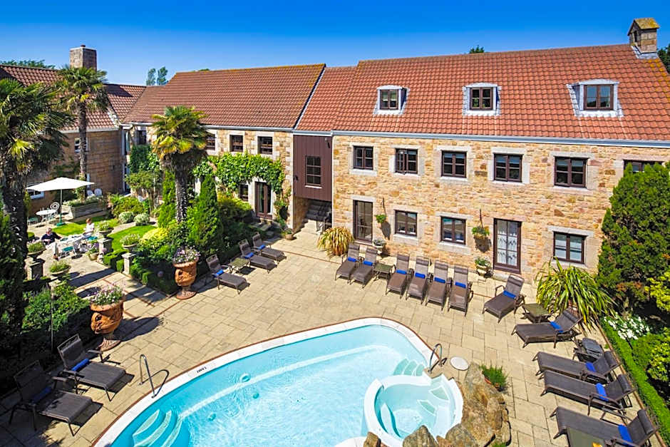 Greenhills Country Hotel