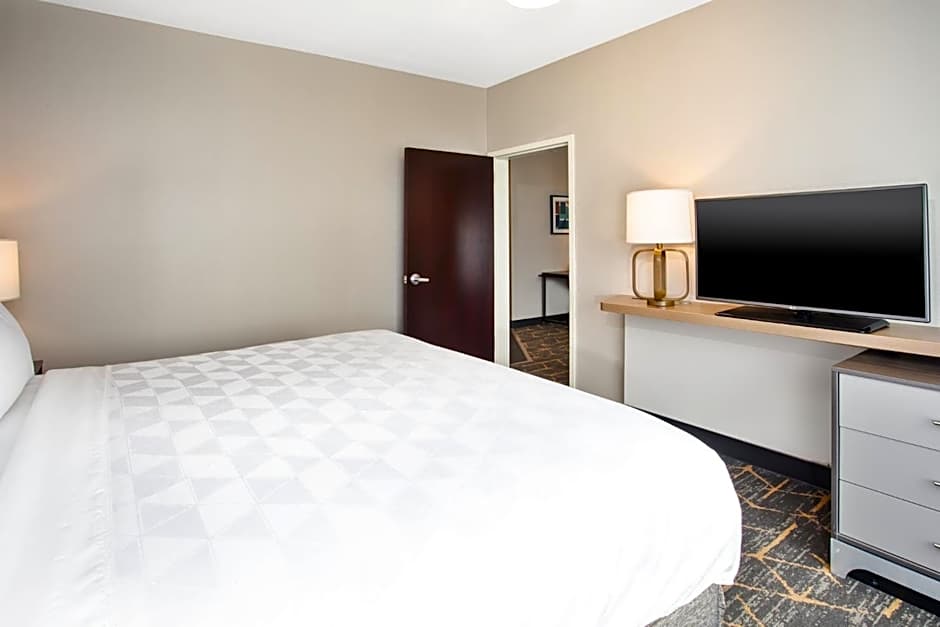 Holiday Inn Canton-Belden Village By IHG