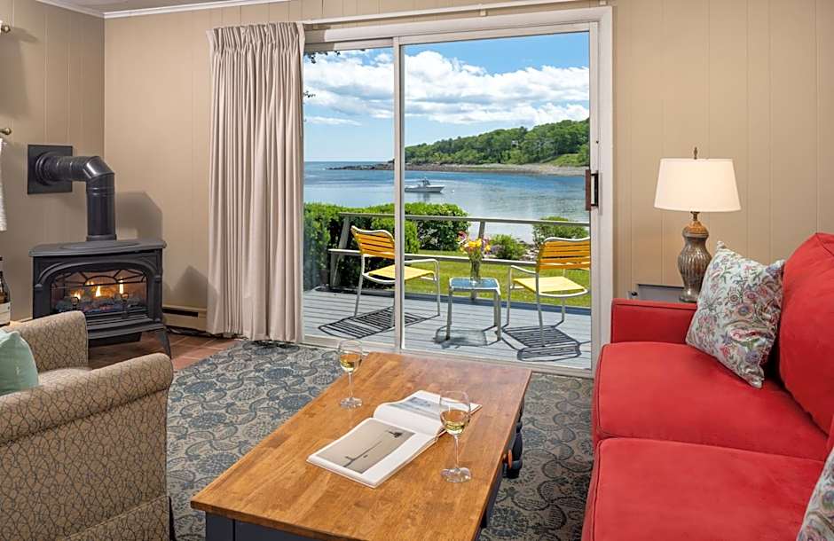 Dockside Guest Quarters