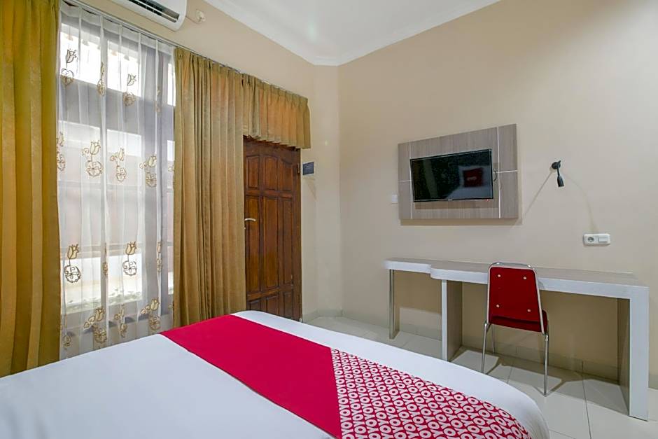 OYO 2320 Hotel Charvita