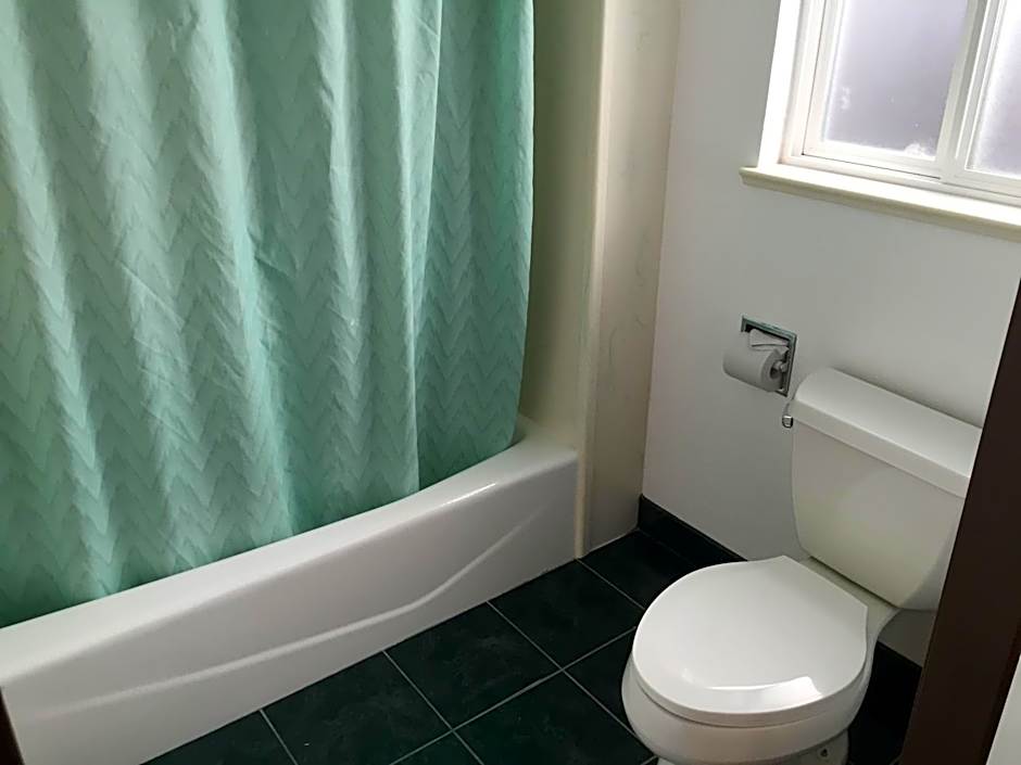 Deluxe Inn Redwood City