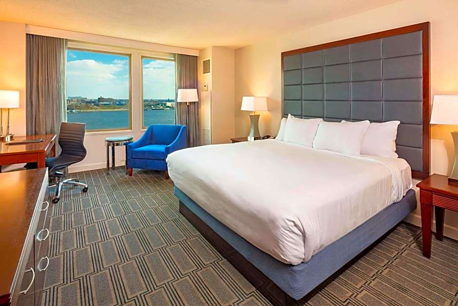 Hilton Philadelphia at Penns Landing