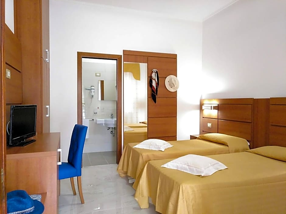 Villaggio Turistico La Mantinera - Hotel