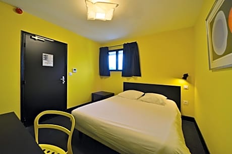 Double Room with Private External Toilet