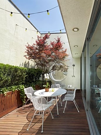 Terraced Penthouse