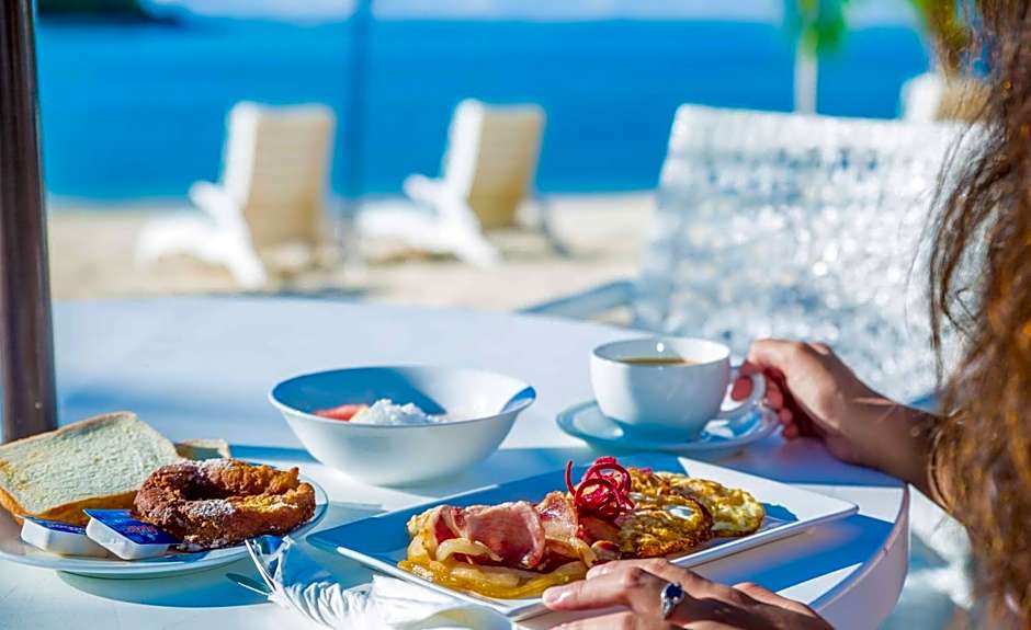 Muri Beach Club Hotel