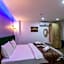 Loren Hotel & Suites