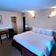 Comox Valley Inn & Suites