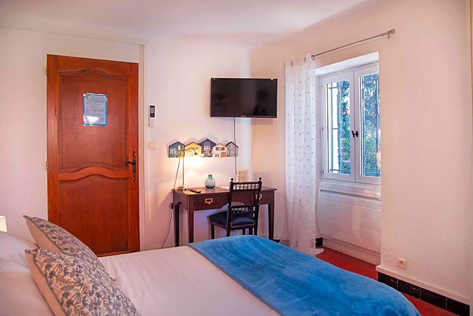 VILLA BLEUE - LES PINS