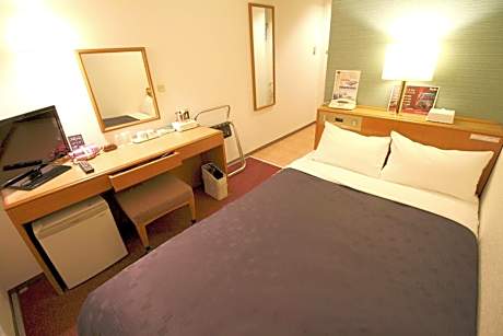 Double Room with Small Double Bed - Non-Smoking