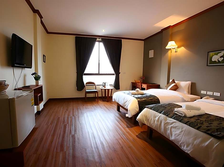 Phonethip Plaza Hotel