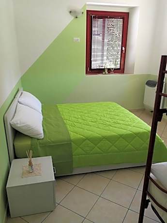 Quadruple Room with Private External Bathroom