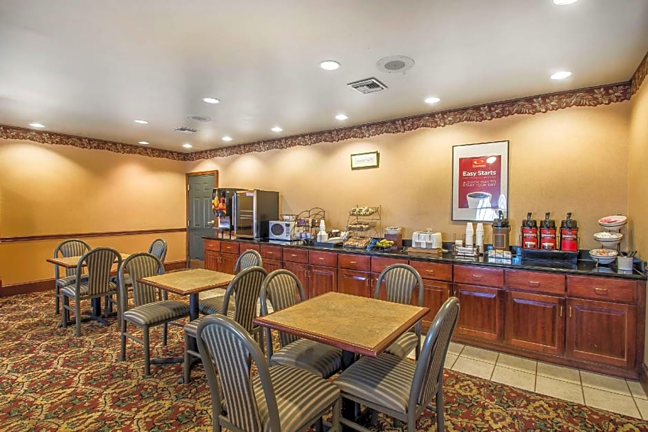 Econo Lodge Inn & Suites - Marianna