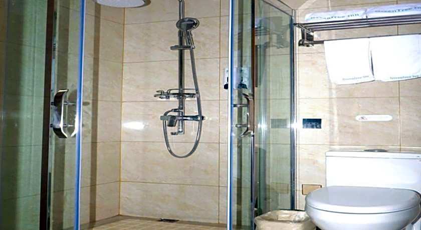 GreenTree Inn Chizhou Dongzhi County Lishan Xiushui Express Hotel