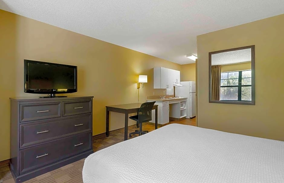 Extended Stay America Suites - Tampa - Airport - Spruce Street