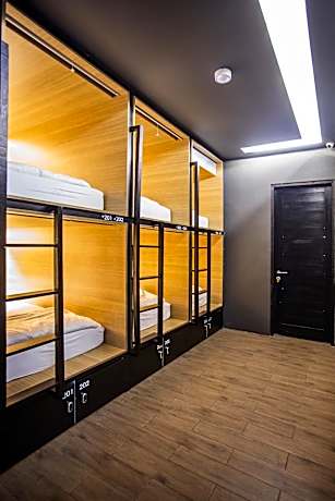 Bed in 6-Bed Dormitory Room