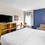 Spark by Hilton Dayton Fairborn