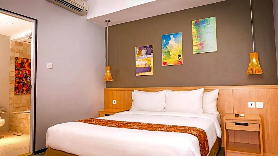 Photo 1 of 7 of Suite - 1 Queen Bed 2 Single Beds